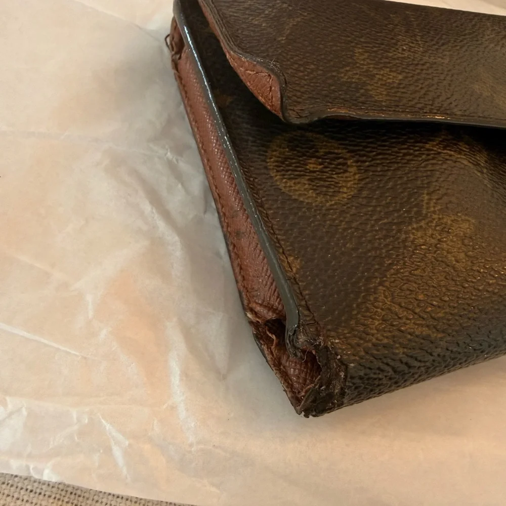 Louis Vuitton authentic louis